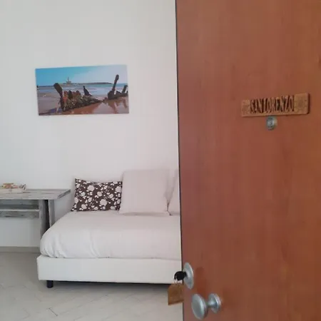 Molo San Lorenzo * Vieste