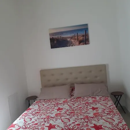 Molo San Lorenzo Apartment Vieste
