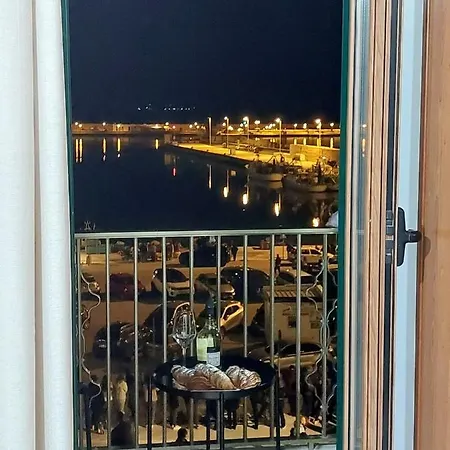 Apartment Molo San Lorenzo